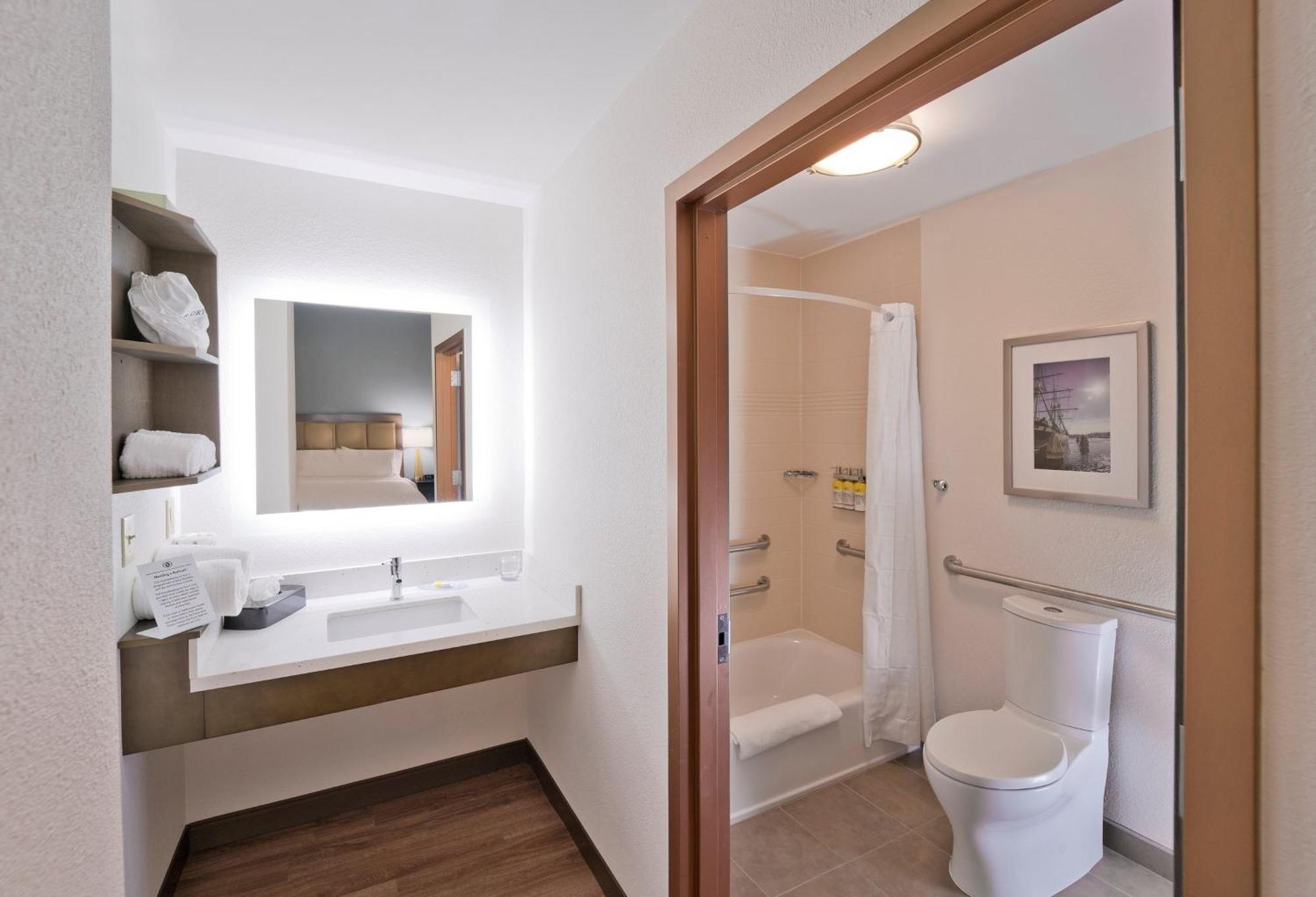 Candlewood Suites Baltimore - Inner Harbor By Ihg Exterior photo
